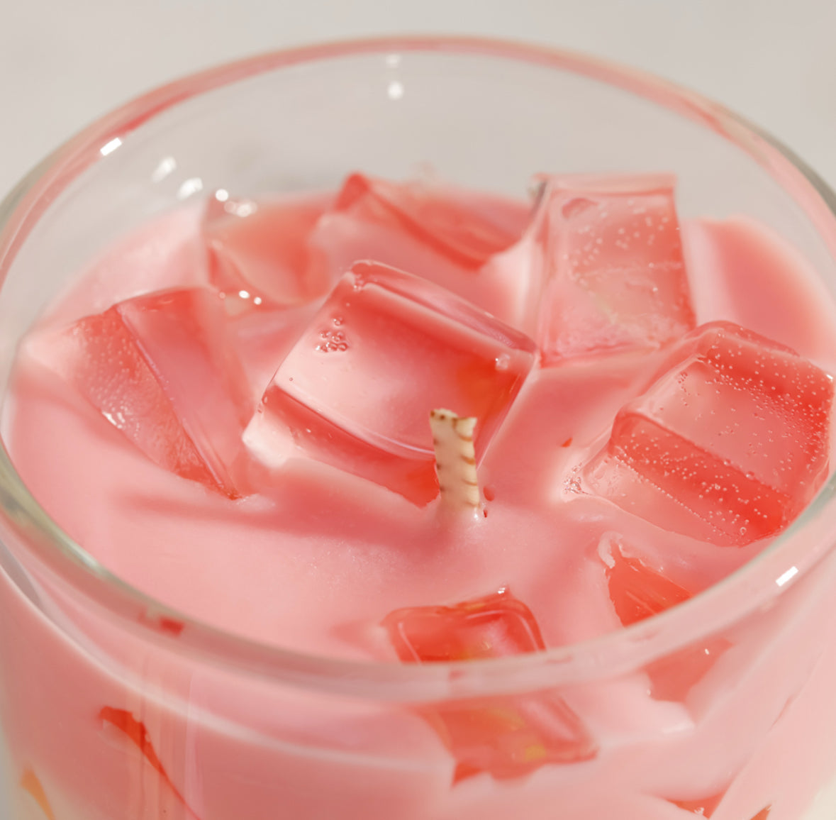 شموع القهوة والاتيه المثلجة