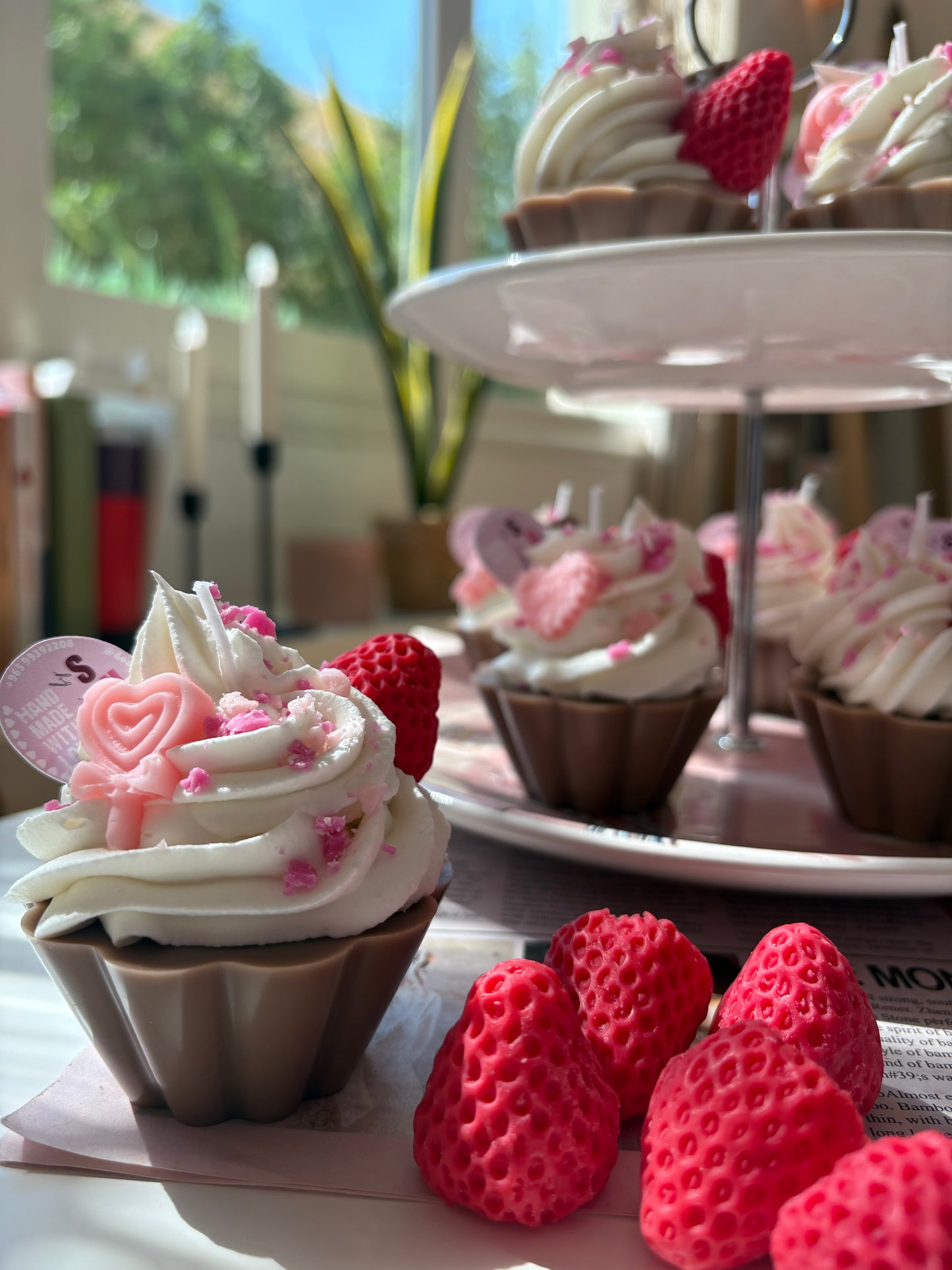 Cupcake candle