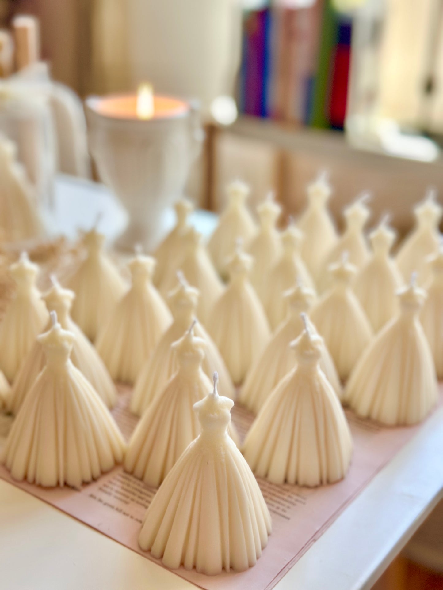 Bride candle giveaways