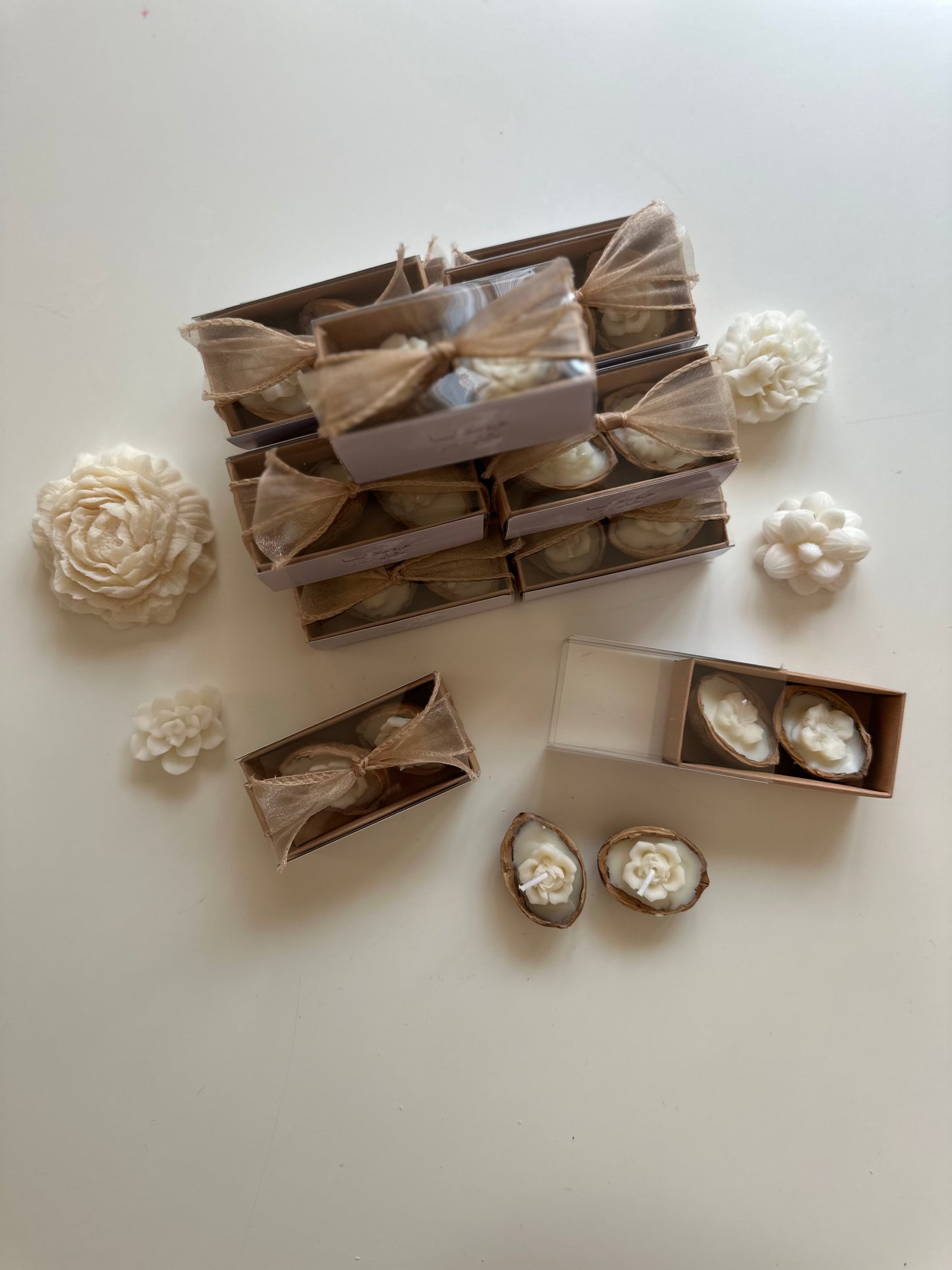 Walnut candles giveaways