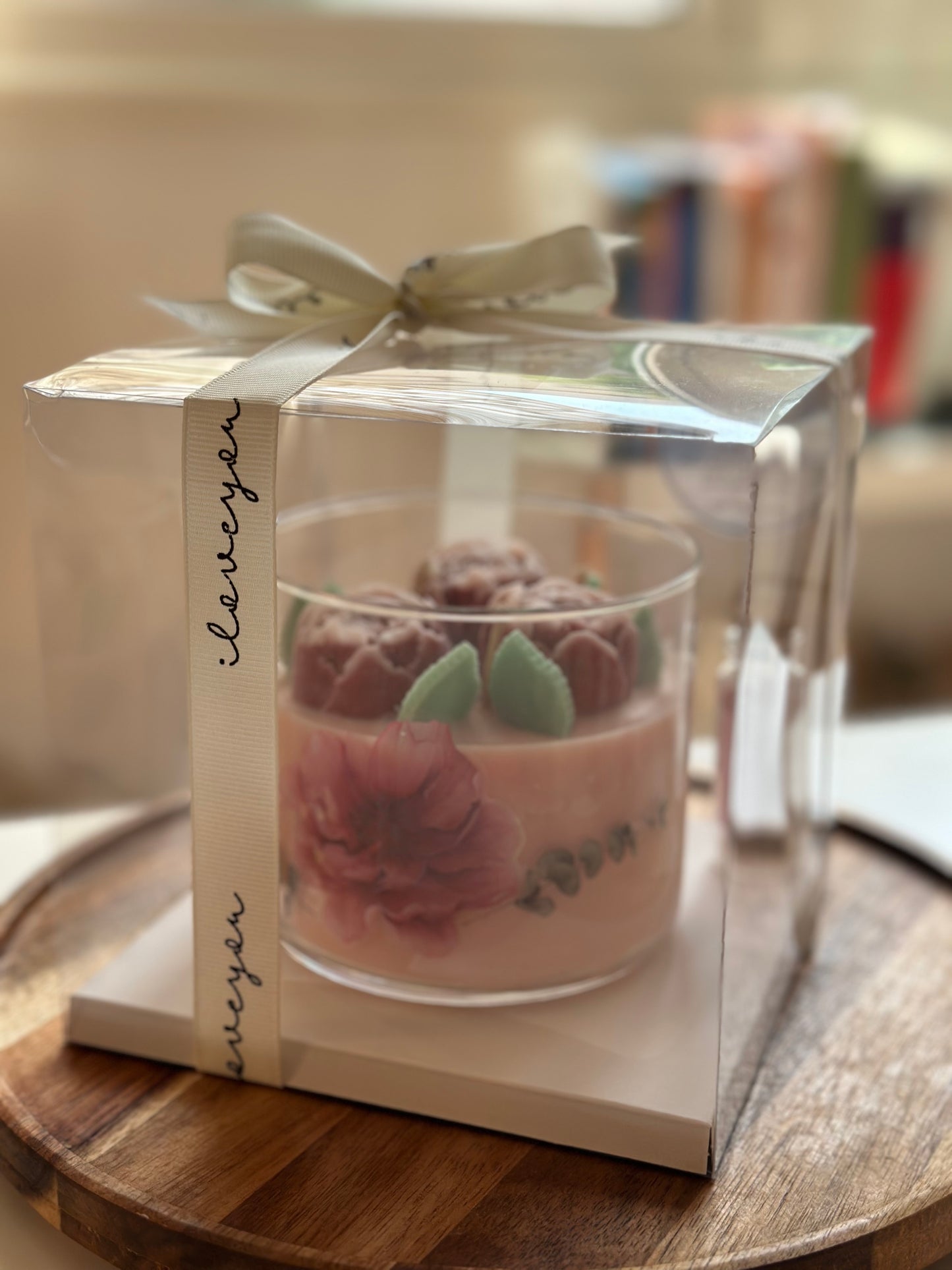 Floral gift candle 🌷