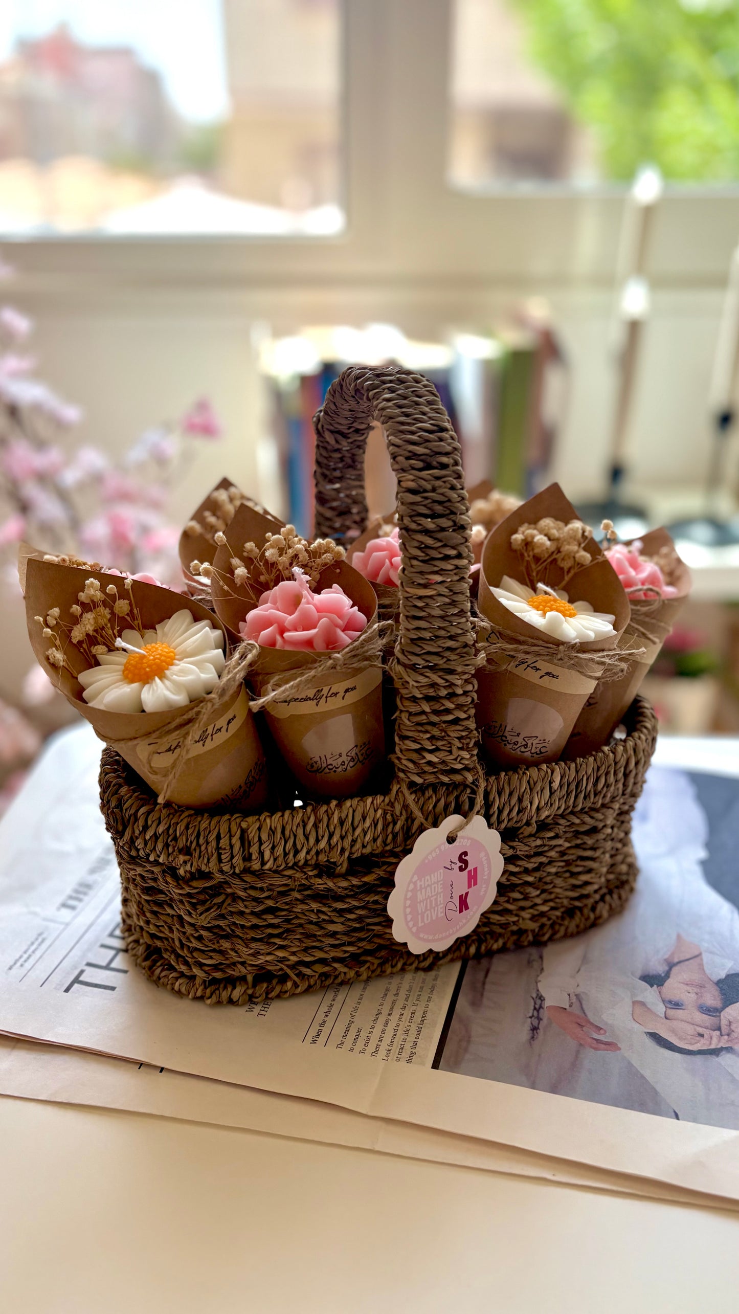 Small basket with handel (empty)