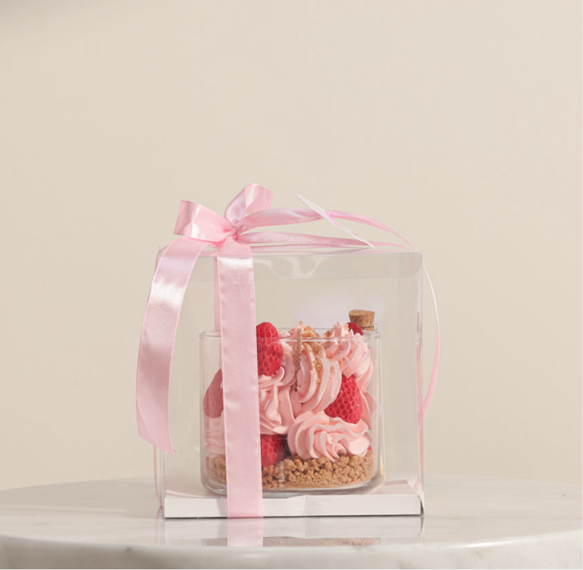 Strawberry cheesecake candle
