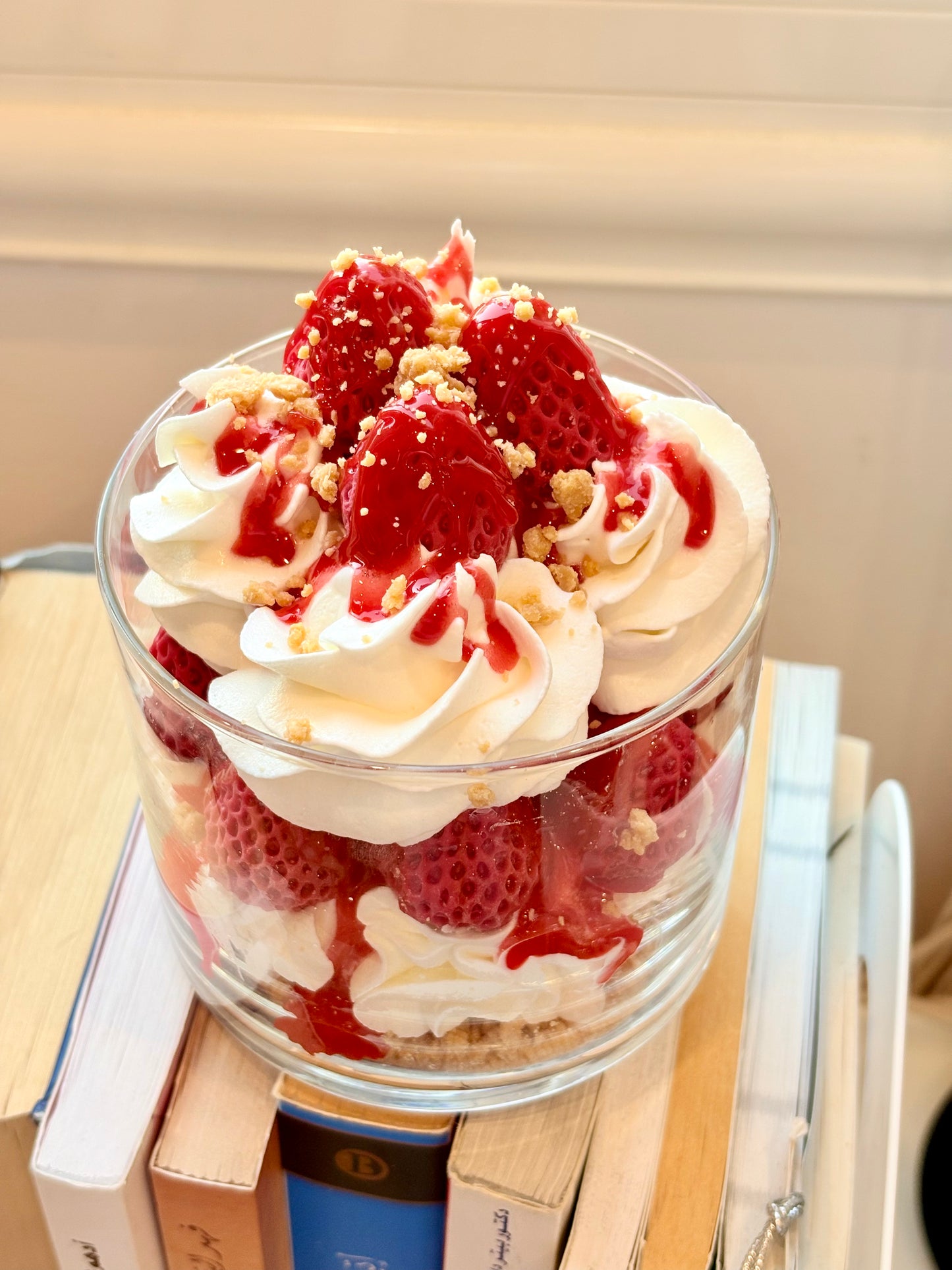 Strawberry cheesecake candle