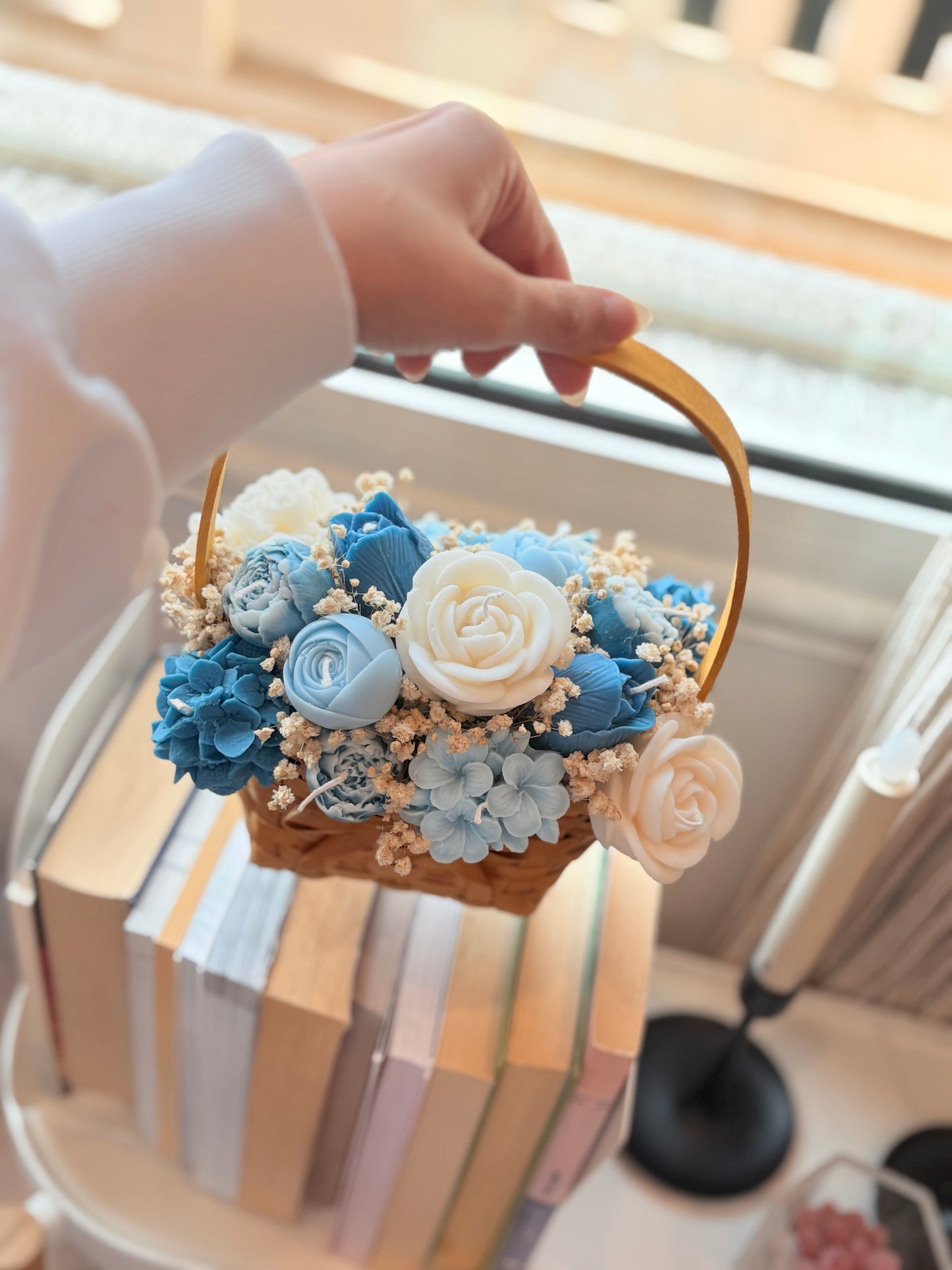 Candle bouquet basket