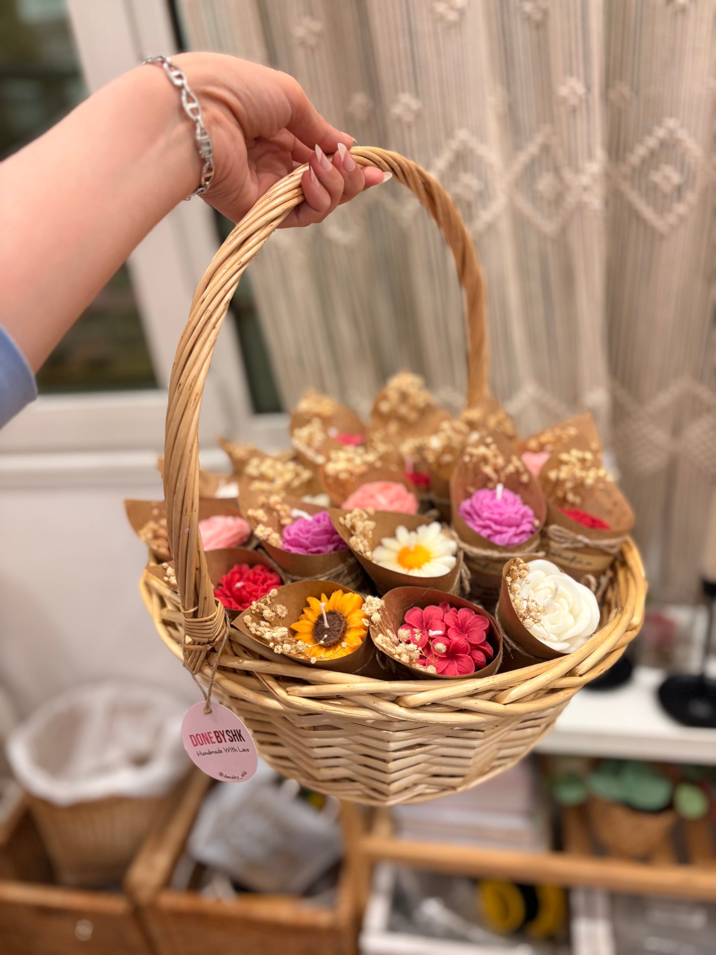 Empty Basket with handle