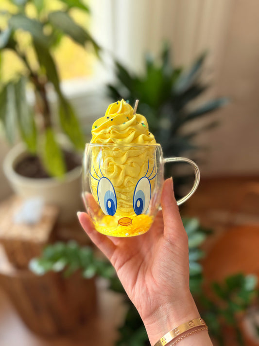 Tweety candle 🐥