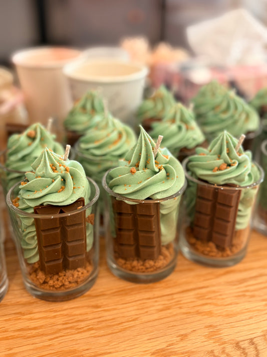 Pistachio chocolate candle