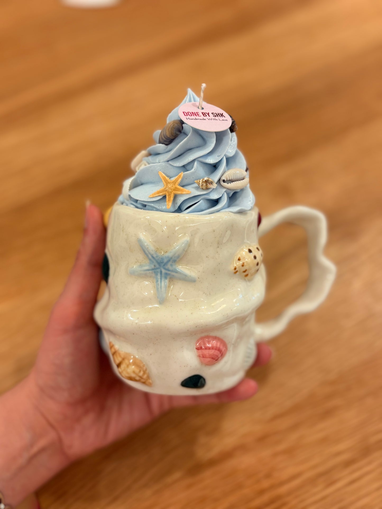 Seashells cream candle