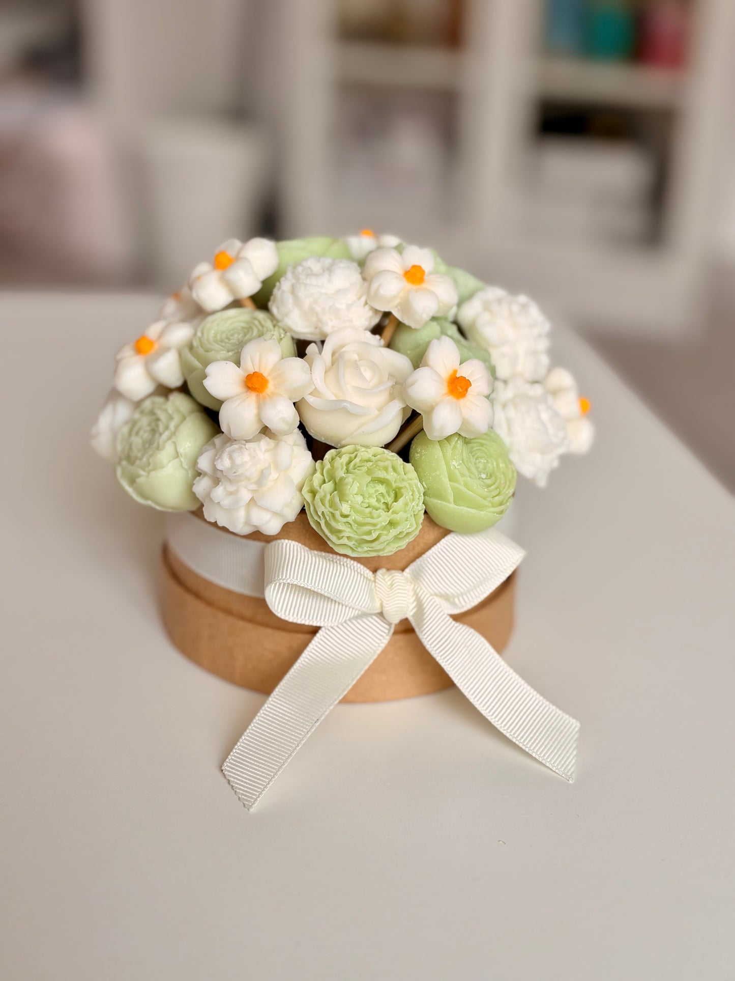Bloom small Candle Bouquet