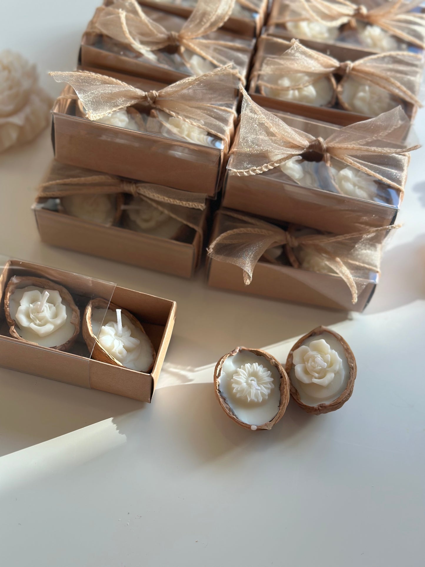 Walnut candles giveaways