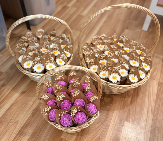 Empty Basket with handle